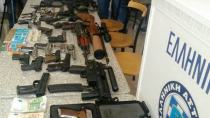Ανθρωποκυνηγητό και αλλες 22 συλλήψεις για το κύκλωμα που διακινούσε όπλα και πυρομαχικά