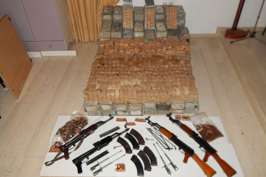 Με όπλα και αρχαία αντικείμενα συνελήφθησαν δύο άτομα στη Γόρτυνα.