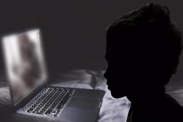 Σοκάρουν τα στοιχεία για το φαινόμενο της παιδικής κακοποίησης στο διαδίκτυο