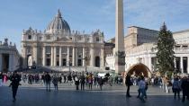 Πλήθος κόσμου στο Βατικανό για να αποτίσει φόρο τιμής στον Πάπα Βενέδικτο ΙΣΤ’Πηγή: 
