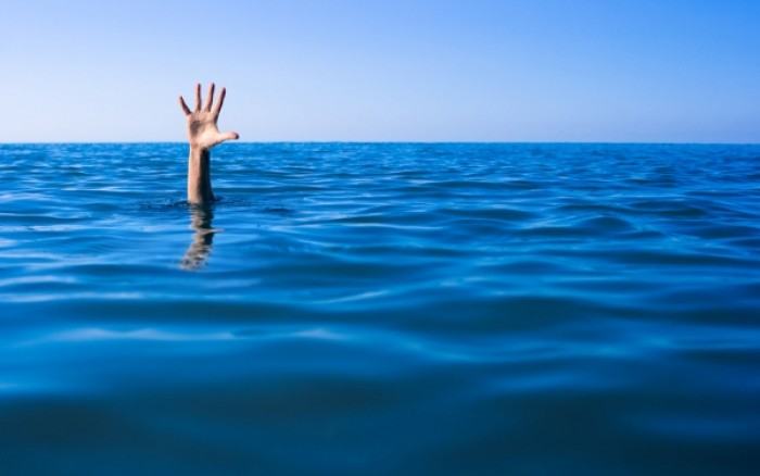 Υγρός τάφος η θάλασσα του Αγιοφάραγγου για έναν 20χρονο