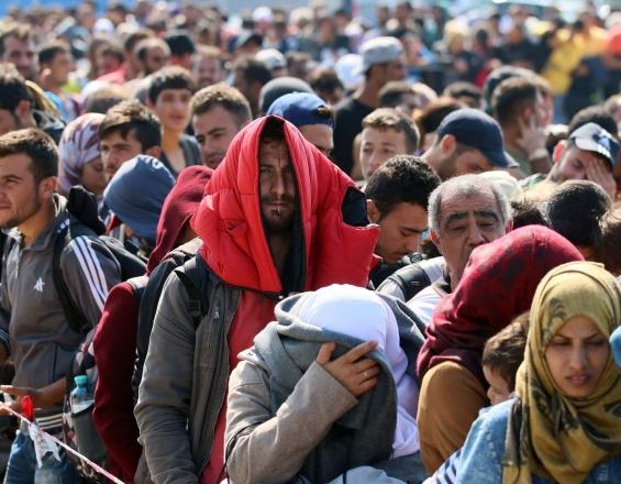 Προσφυγικό: Στη Βουλή το νομοσχέδιο για τη χορήγηση ασύλου