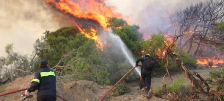 Δήμος Φαιστού: Με τη συνδρομη εθελοντών του Ε.Σ η κατάσβεση πυρκαγιάς στο Πέρι
