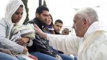 Πάπας Φραγκίσκος: H Ελλάδα αποτελεί παράδειγμα προς μίμηση
