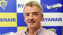 Ryanair: 3.000 απολύσεις και περικοπές μισθών 20%