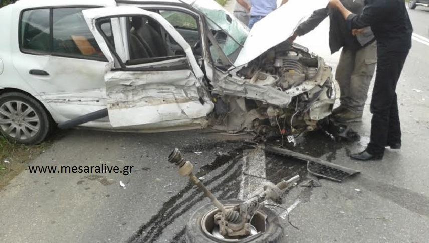Σφοδρή σύγκρουση οχημάτων στο δρόμο Ηράκλειο - Μεσαρά