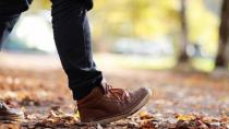 Όσοι περπατούν αργά είναι πιο γερασμένοι σε ηλικία 45 ετών