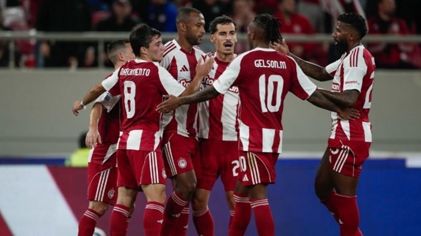 Super League: Τριάρα κορυφής για τον Ολυμπιακό-Μοιρασιά στη  Τρίπολη (hl)