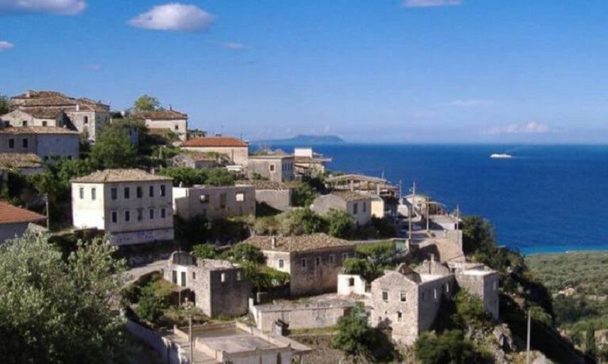 Η Αλβανία δημεύει τις περιουσίες των Ελλήνων στην Χειμάρρα