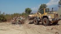 Δύο κοντέινερ σκουπίδια απομακρύνθηκαν από την ανεξέλεγκτη χωματερή στο Τυμπάκι